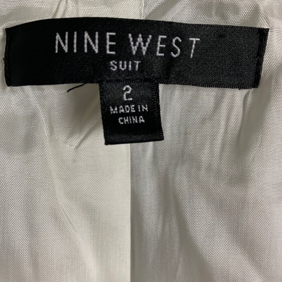 Nine West blazer gray pinstripe size 2 - Picture 2 of 8